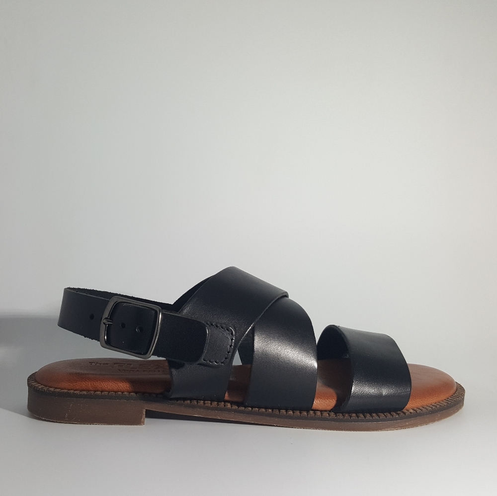 The Flexx Black Leather Cross Band Sandal w/Buckle